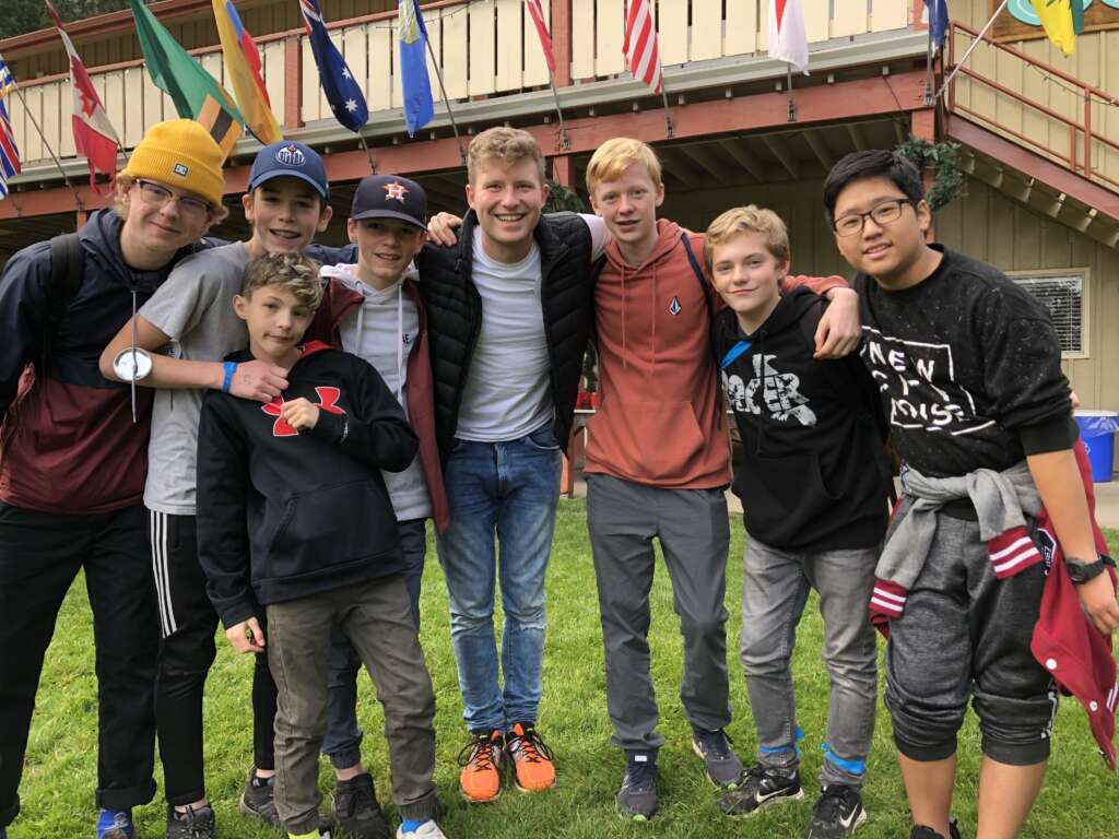 add over Kevin 4